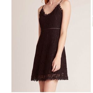 NWOT BB Dakota Lace Dress-Black-Size 8